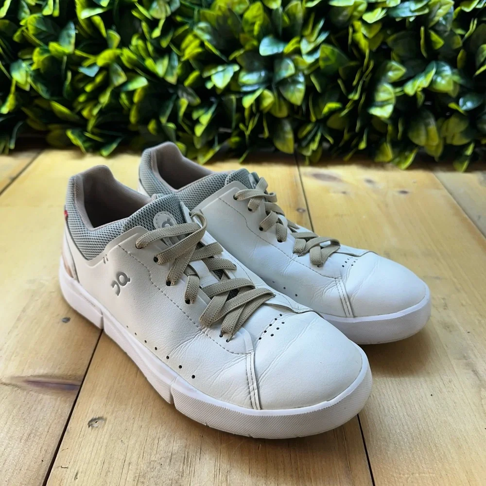On Running The Roger Advantage White Rose Womens 8 Tennis Shoe Sneaker - Picture 1 of 10